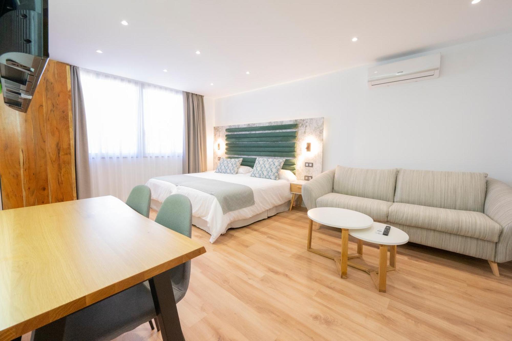 Laguna Home & Suites La Laguna  Eksteriør billede